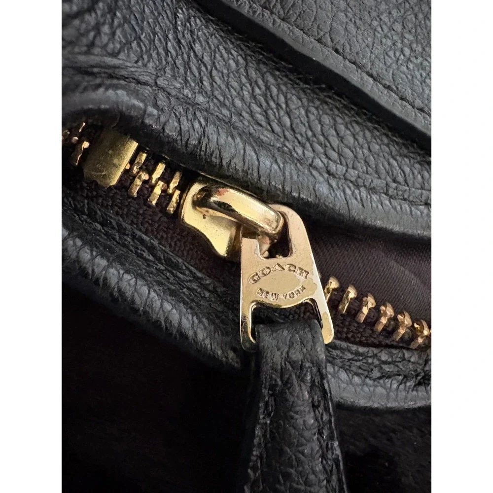 Coach Black Pebbled Leather Satchel Bag Gold Hardware Horse and Carriage Logo